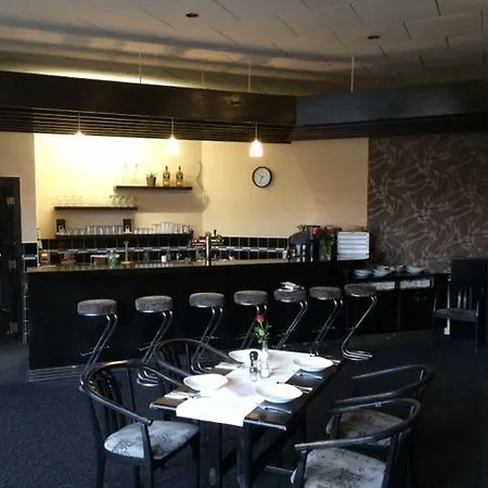 Alfacentrum ホテル