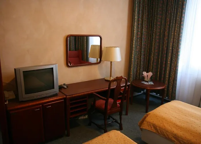 Hotel Alfacentrum 3*